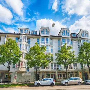 Hotell Leonardo West