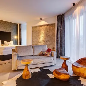 https://hotel-im-bunker.com-bavaria.com