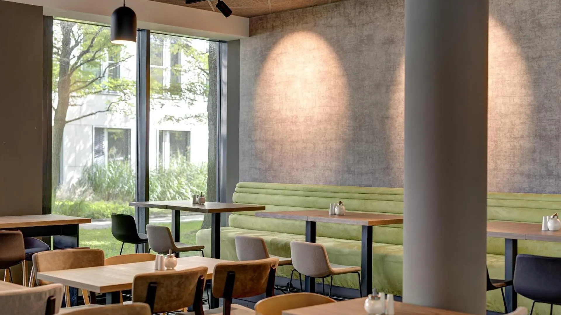 Novotel Suites Muenchen Parkstadt Schwabing Hotell München