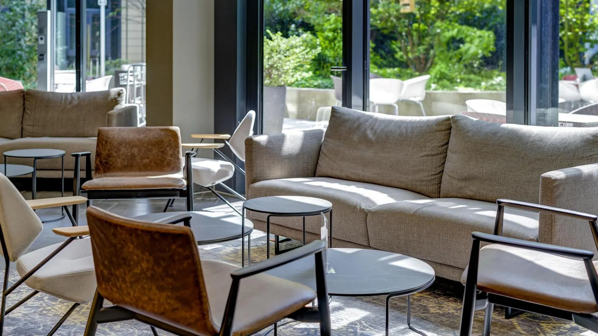 Novotel Suites Muenchen Parkstadt Schwabing Szálloda