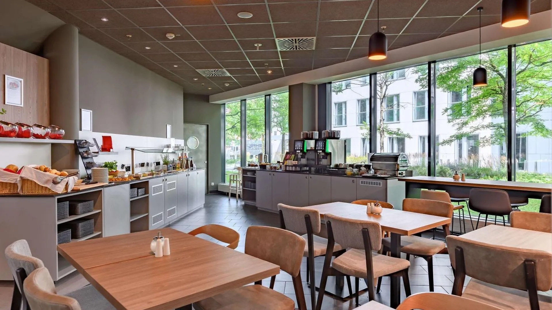 Novotel Suites Muenchen Parkstadt Schwabing Szálloda
